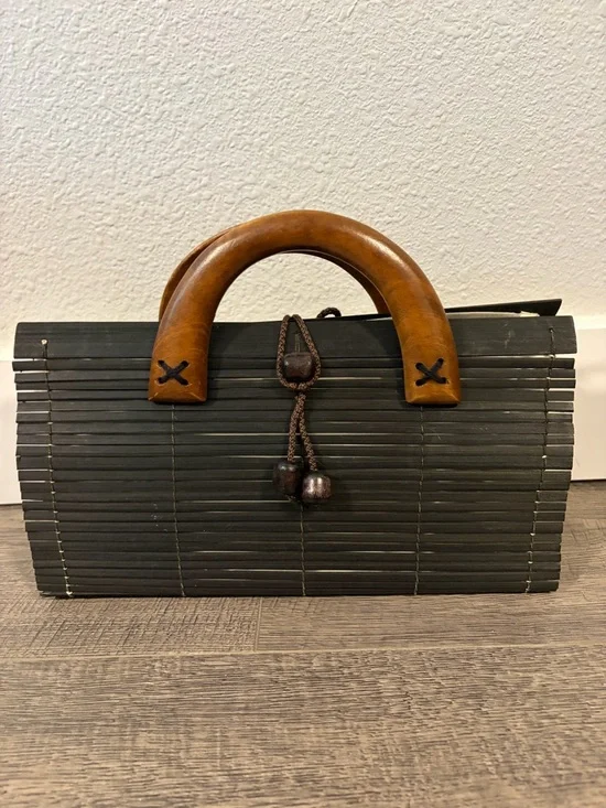 Y2K Woven Bamboo Handbag with Brown Wooden Handles - Picture 1 of 4